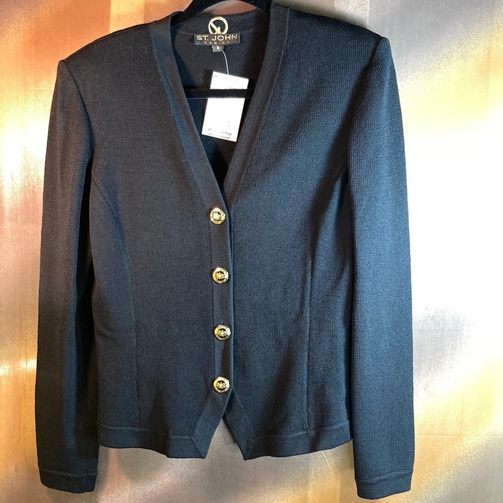 Vintage St John basics knitwear black pantsuit. Gold buttons Size M. 38” bust B1
